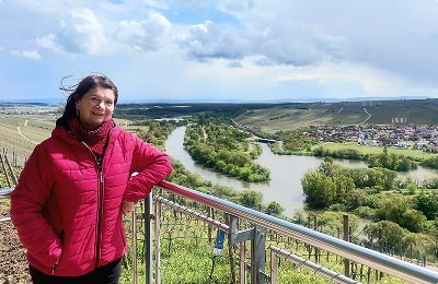 COOLTEC Jubiläumsreisen Mitarbeiterin | Über uns – Experte für Thermomanagement seit 1997 COOLTEC Jubiläumsreisen Mitarbeiterin | Über uns – Experte für Thermomanagement seit 1997