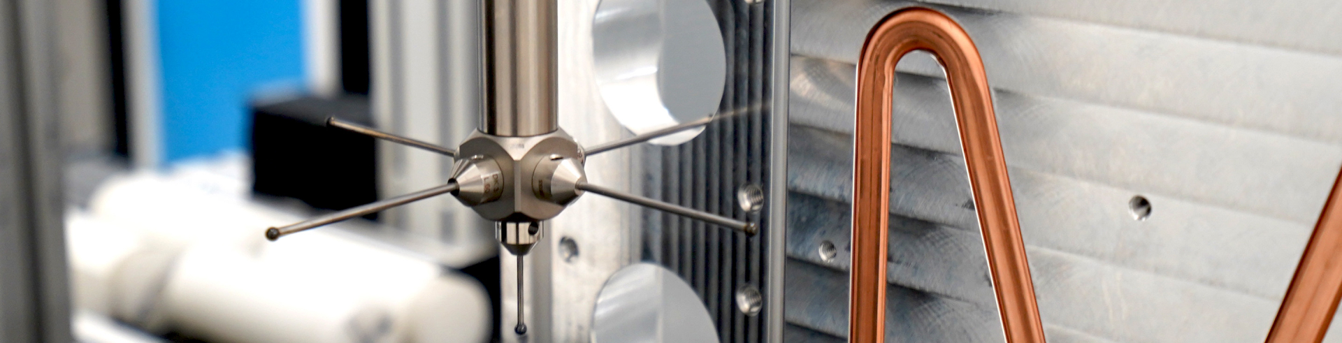 toleranz pruefung messgeraet bohrungen kuehler